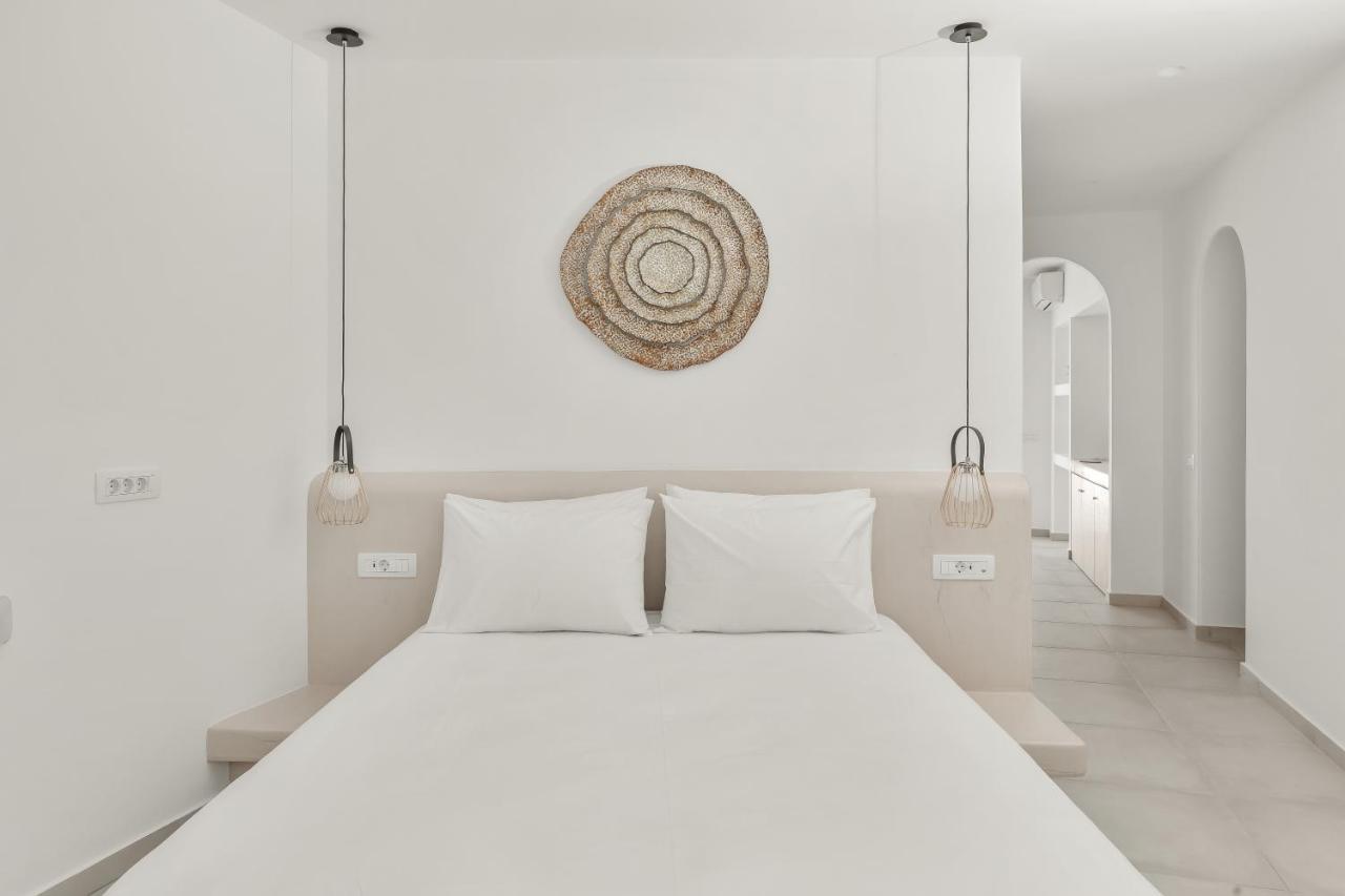 Oyster Luxury Suites Imerovígli Extérieur photo