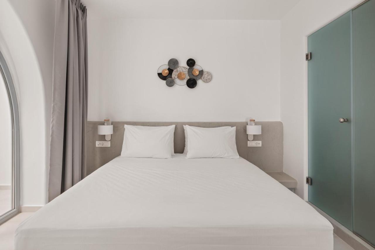 Oyster Luxury Suites Imerovígli Extérieur photo