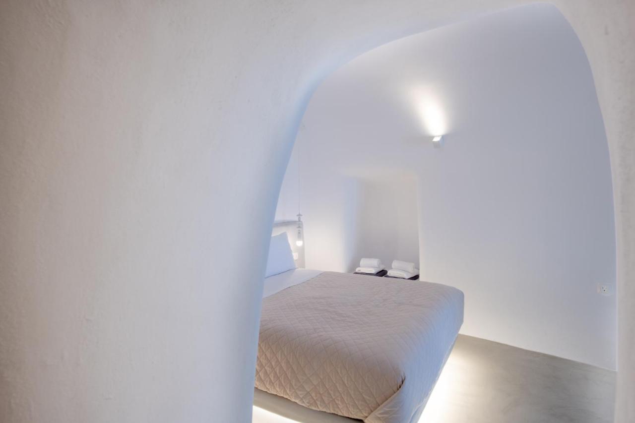 Oyster Luxury Suites Imerovígli Extérieur photo